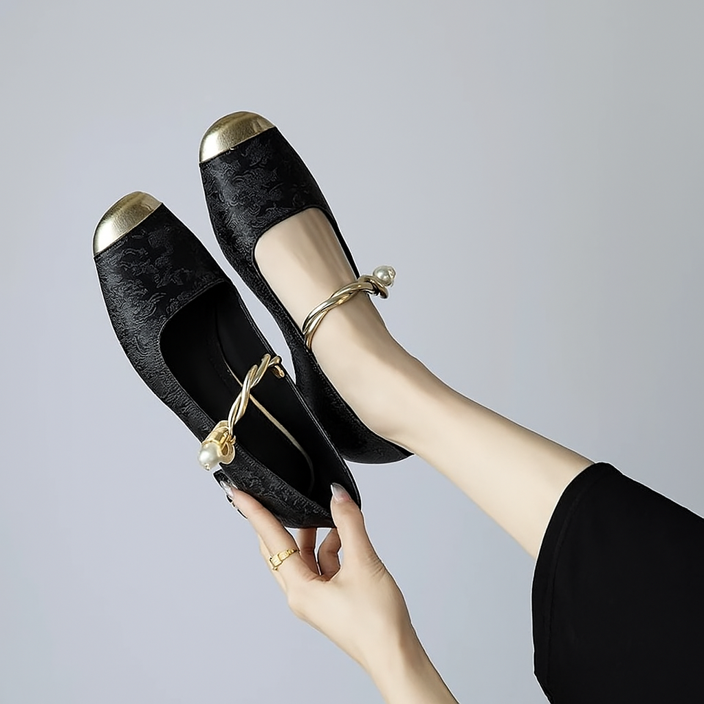 MELANIE DIAMOND FLATS