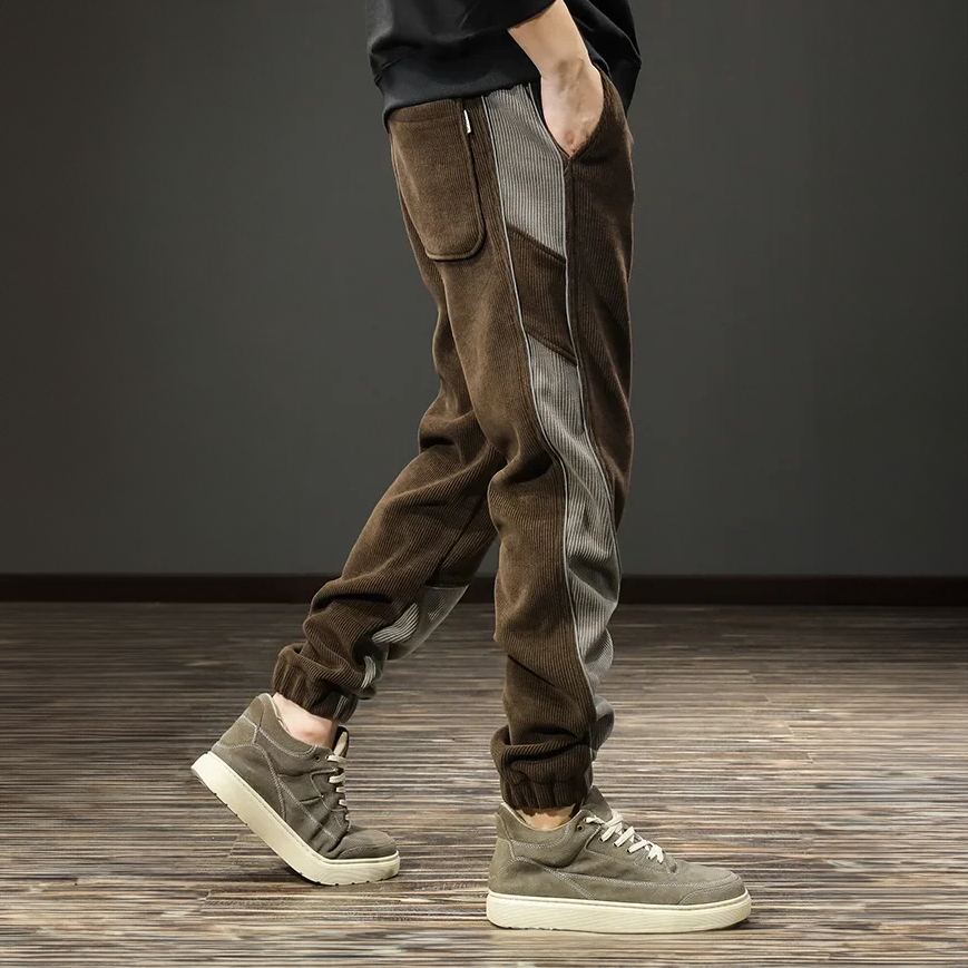 TUCKER TRAIL SWEATS