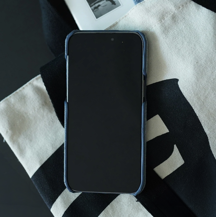 POCKET DENIM PHONE CASE