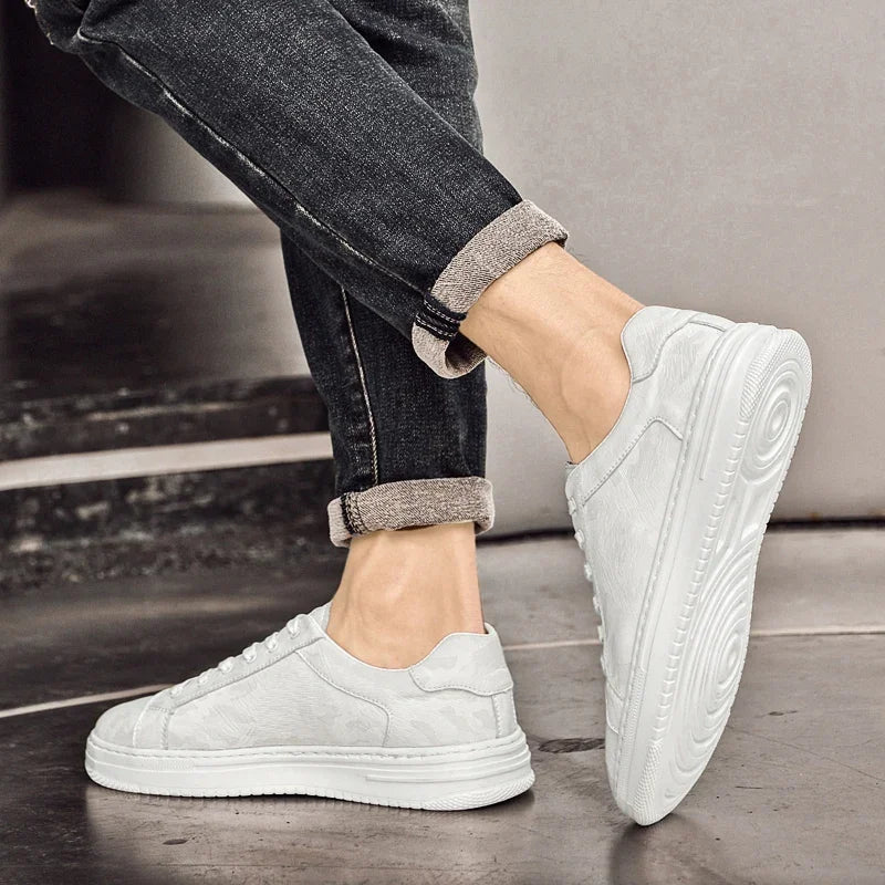 GENESIS GLIDE SNEAKERS