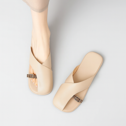 MEYER JANE BUCKLE FLATS