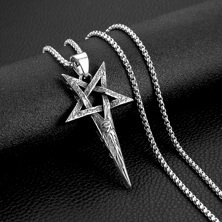 Starthorn Rebel Necklace