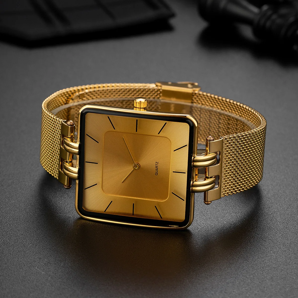 WINFORD GOLD BRACELET WATCH