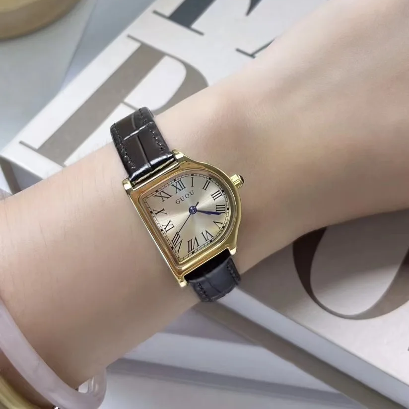 GENEVA TIMEWARP WATCH