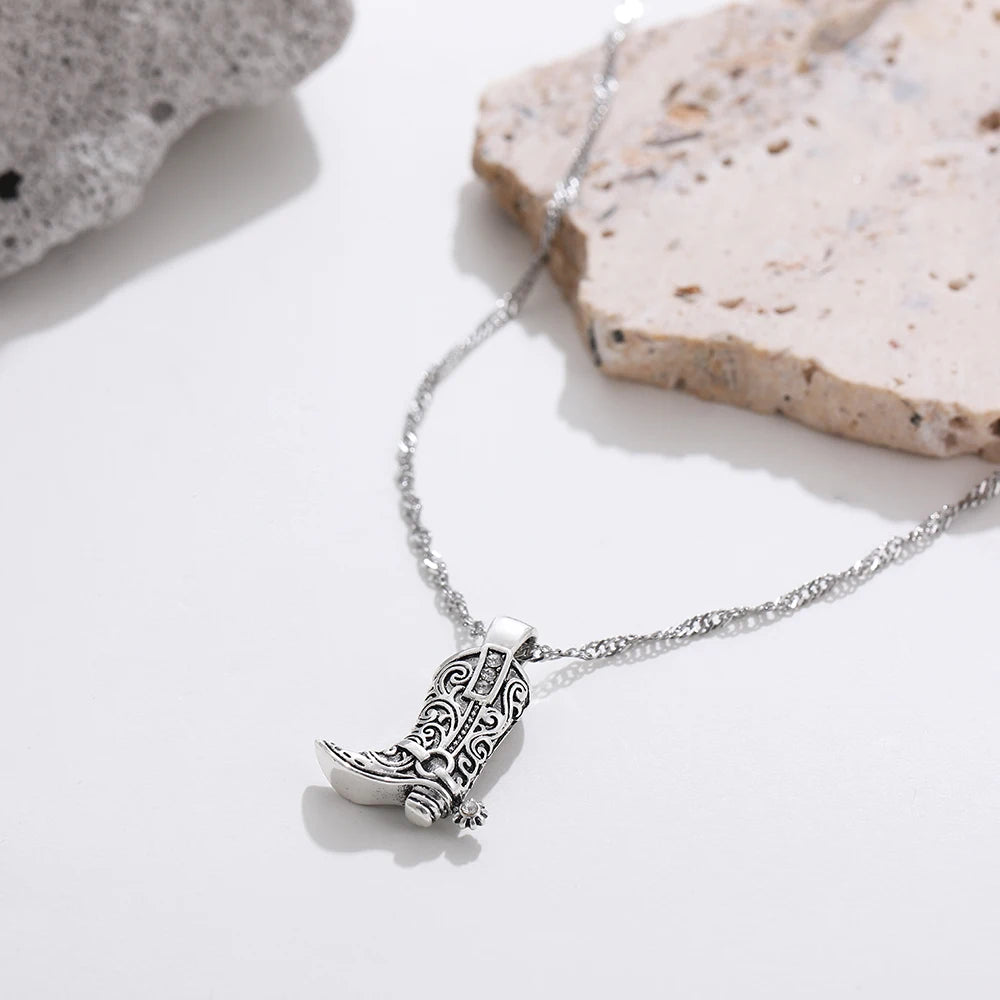 OAKLEY LARIAT NECKLACE