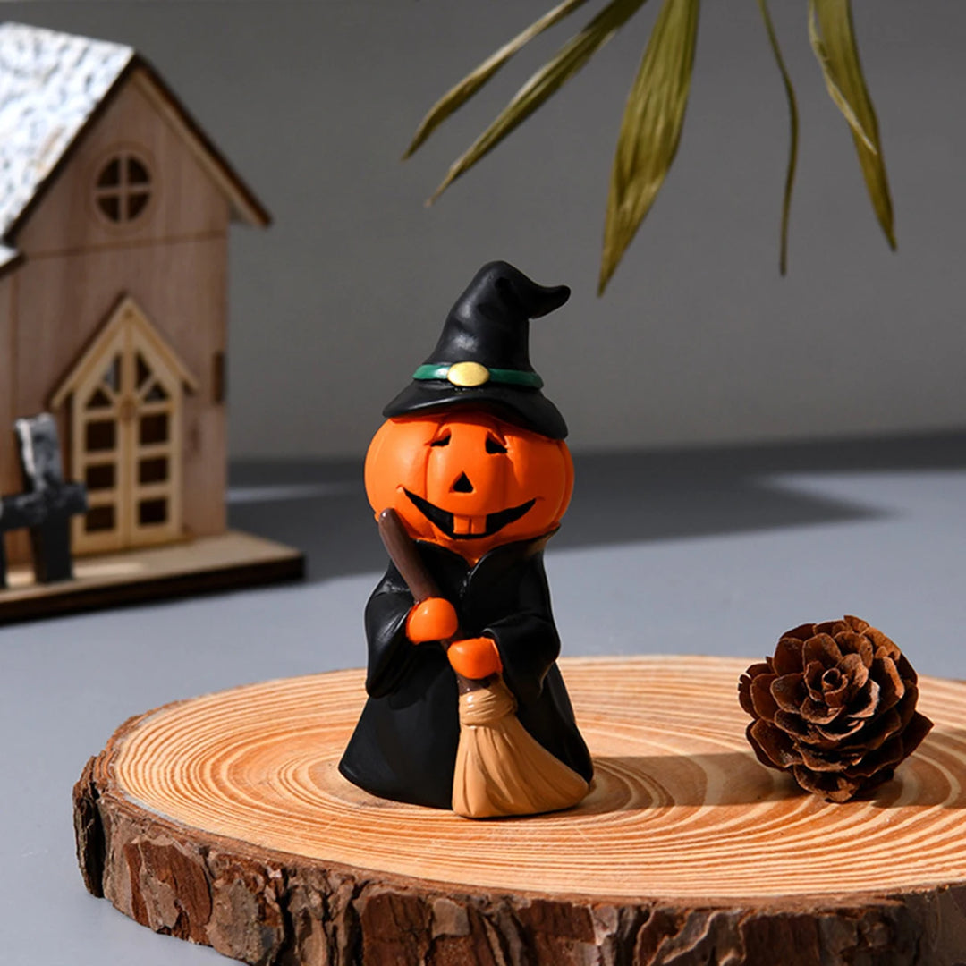 Jack-O'-Lantern Figurine Set