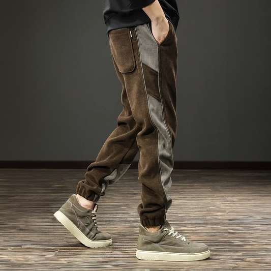 TUCKER TRAIL SWEATS