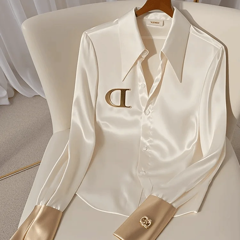 DEMURE SIGNATURE SHIRT