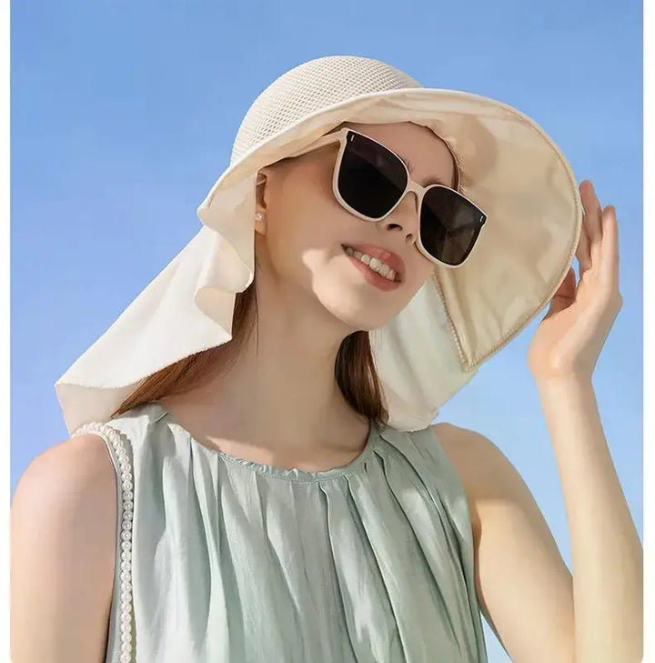 Elania Bucket Hat