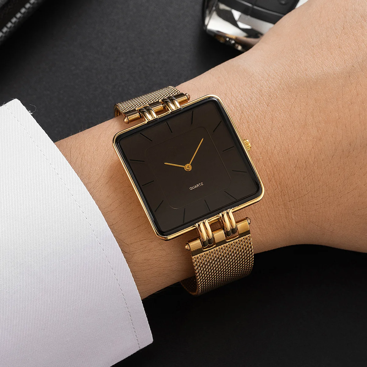 WINFORD GOLD BRACELET WATCH