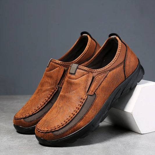 EASTON TRAIL LOAFERS