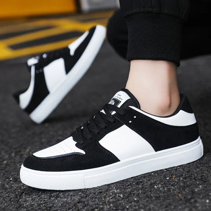 FLETCHER SUEDE SNEAKS