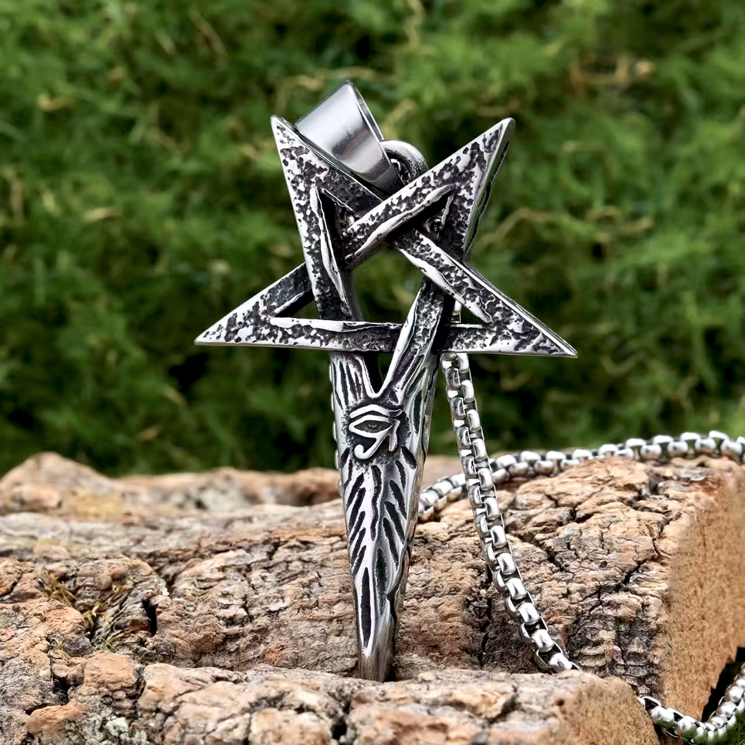 Starthorn Rebel Necklace