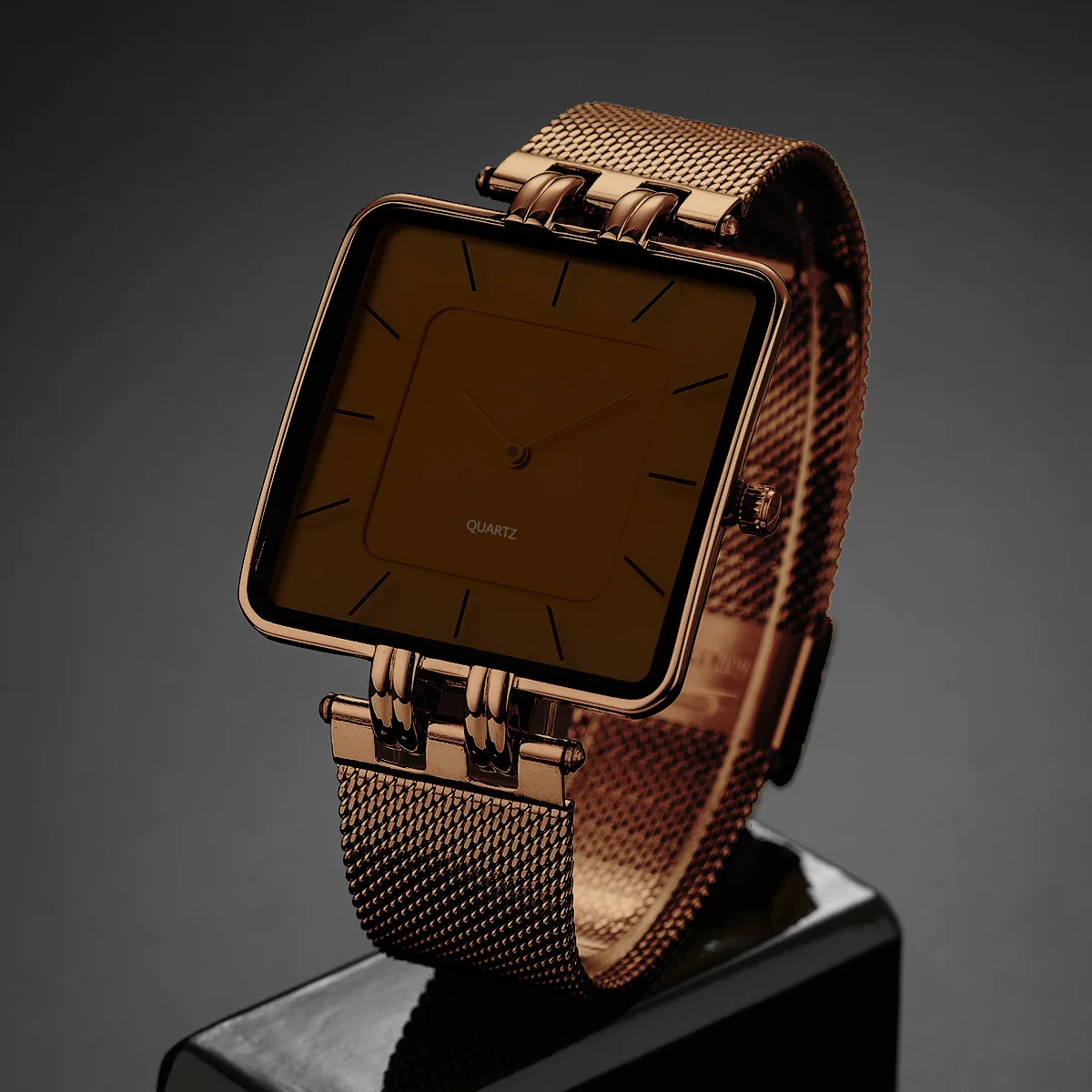 WINFORD GOLD BRACELET WATCH