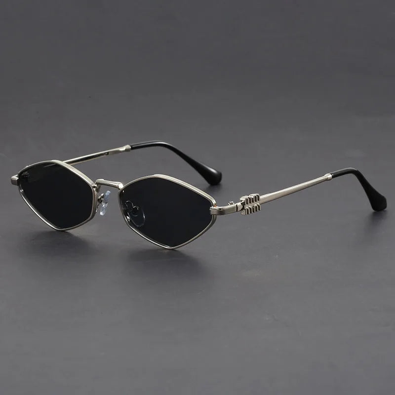 Avalon Retro Sunnies