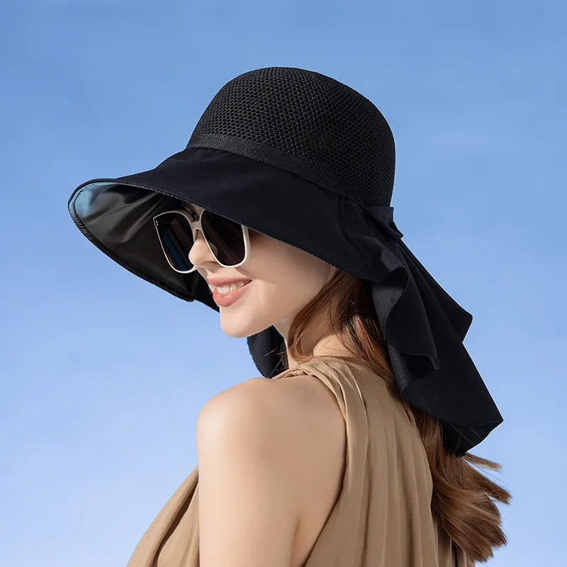 Elania Bucket Hat