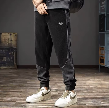 TUCKER TRAIL SWEATS