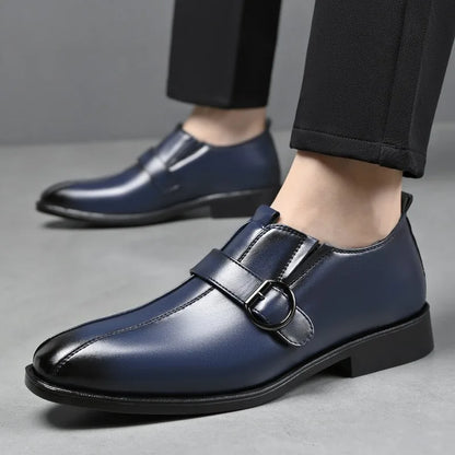 GENTRY'S BUCKLE SHOES