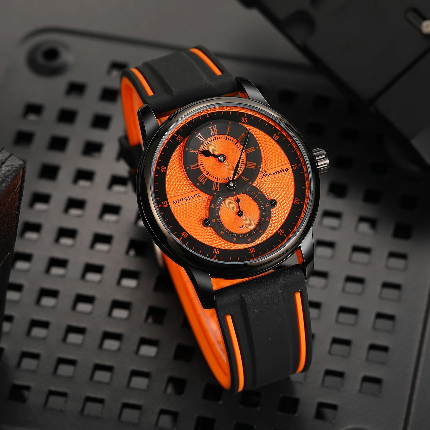 DYNAMO SPORT WATCH