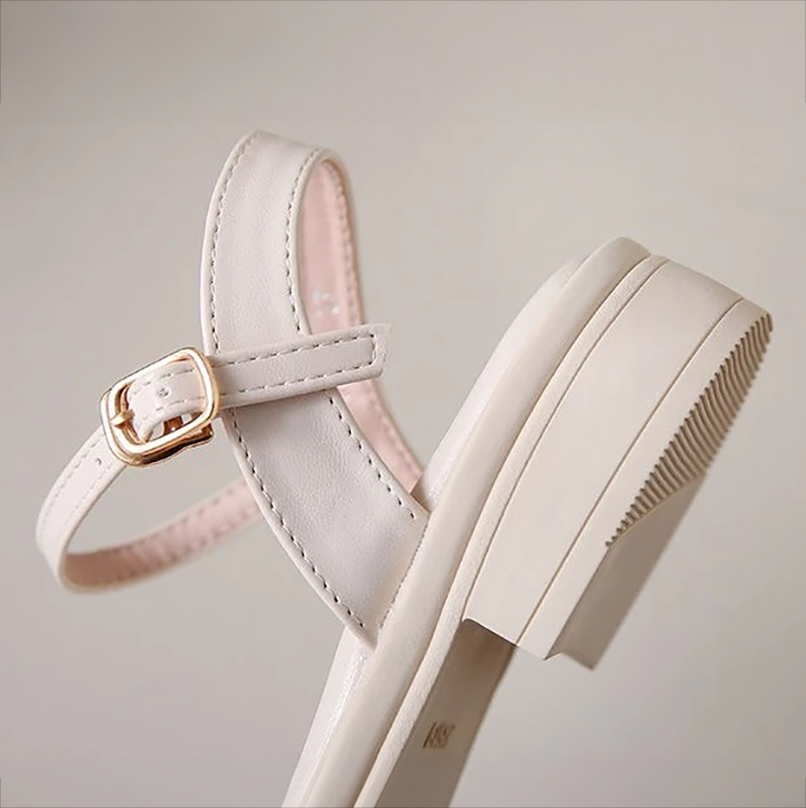 Avery Pearl Slingback