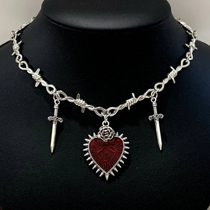 ROSEHEART DAGGER NECKLACE