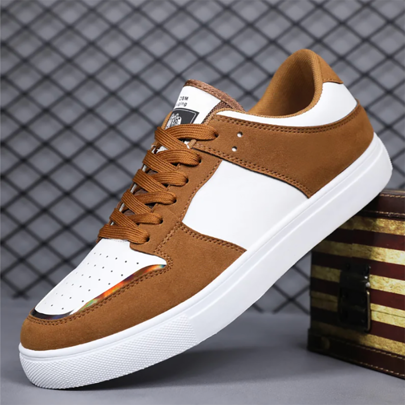FLETCHER SUEDE SNEAKS