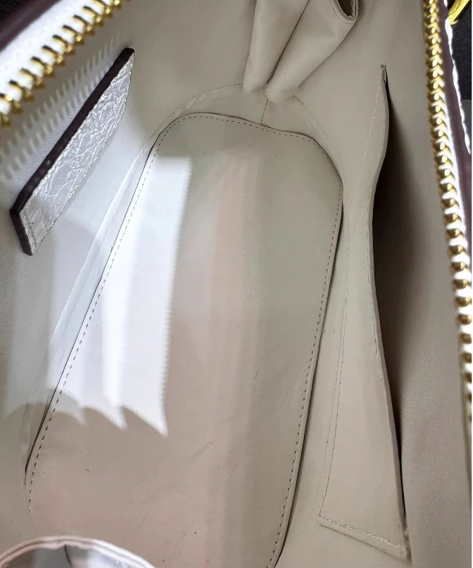 Lavia Genuine Leather Bag